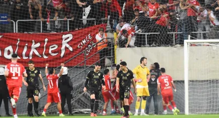 Altay kendi sahasında geriledi