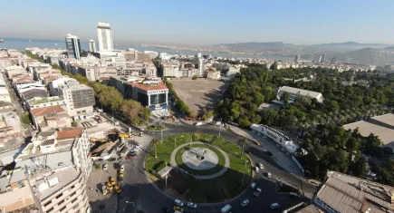 İzmir’e 5 Yıldızlı Turizm Hamlesi: Basmane Çukuru Otel Alanı Olsun