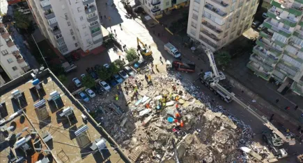 Depremde yıkılan Kubilay Apartmanı’nın donatıları yönetmeliğe uygun çıkmadı