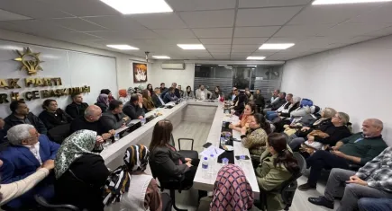 Gaziemir’de trafik ve otopark isyanı: “Vaat edilen projeler nerede?”