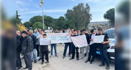 Buca'da mahalleliden 'çöp' eylemi