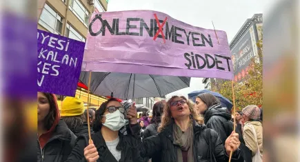 25 Kasım’da meydanlar kadınlar için: Cinayetlere ve ihmallere karşı eş zamanlı buluşmalar