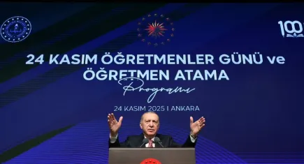 Cumhurbaşkanı Erdoğan’dan tarihi eğitim açıklaması: 15 bin öğretmen atandı, sınıflar 20-25 kişilik oldu