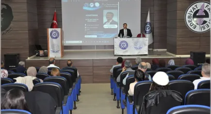 Prof. Dr. İbrahim Maraş EÜ'de öğrencilerle buluştu