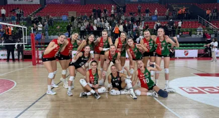 Kaf-Kaf, Fenerbahçe’ye set vermedi