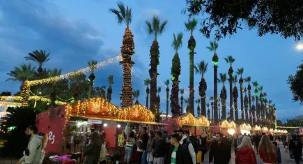İzmir yeni yıla renklerle dolu festivalle giriyor