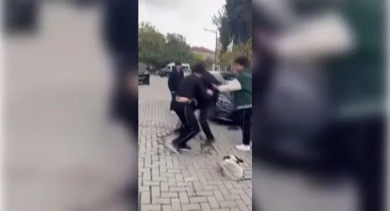 Okul çıkışı kanlı bitti: 9. sınıf öğrencisi bıçaklandı