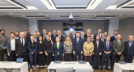 İGC Başkanı Gappi, BİK Genel Kurulunda yerel basının geleceğini değerlendirdi