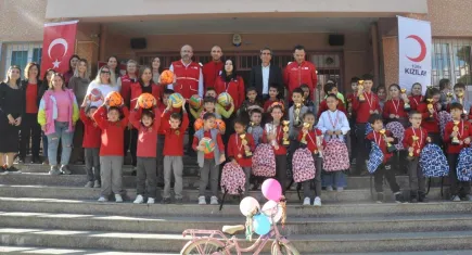 Ödemiş’te kan bağışı kampanyasına en çok destek veren öğrencilere ödül