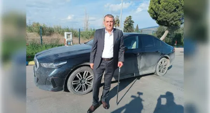 Evinin önünde saldırıya uğrayan iş insanı çocukları ve kendi canı için endişeli