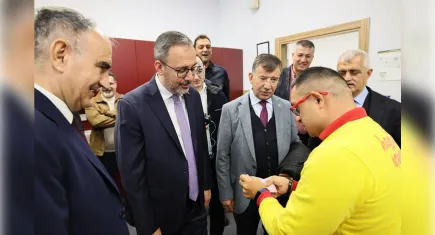 AK Partili Kasapoğlu, engelli bireylerin sorunları için Manisa’da sahaya iniyor