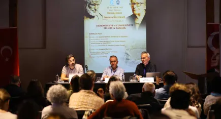 Efes Selçuk’ta Felsefe Günlerinde demokrasi ve adalet tartışıldı