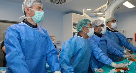 İzmir Şehir Hastanesi’nde çocuk kalp hastalarına ameliyatsız tedavi: TPVR umut oluyor