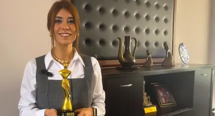 İzmirli Didem öğretmene İngiltere’den ödül