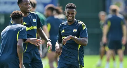 Fenerbahçe’de o isim 1 ay sahalardan uzak kalacak