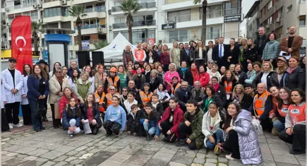 Kentte gönüllülük rüzgarı: İzmir’de İyilik Var