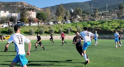 Ali İhsan’ın golü Yenifoçaspor’a galibiyet getirdi