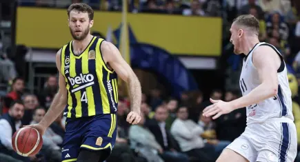 Dev derbide kazanan Fenerbahçe Beko oldu!