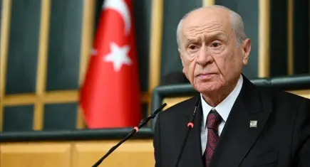 Bahçeli'den 15 Aralık Dünya Türk Dili Ailesi Günü mesajı
