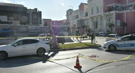 İzmir’de otomobilin çarptığı yaya hayatını kaybetti