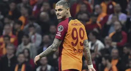 Mauro İcardi’den manidar paylaşım: Aslan sırtlanlarla tartışmaz