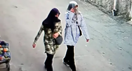 Eşarpla yüzlerini gizleyen anne-kız, 670 bin liralık altın ve ziynet eşyası çaldı