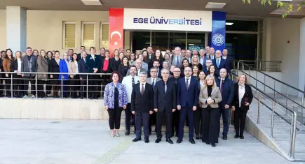 Ege Üniversitesi 6 alanda Türkiye birincisi oldu