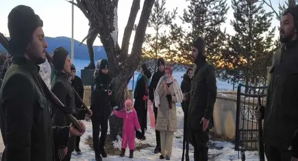 Sarıkamış şehitleri için sıfırın altında 10 derecede saygı nöbeti