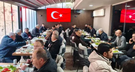 İzmir Şoförler Odası genel kurul öncesi esnafla buluştu