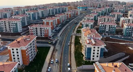 Asrın inşaat seferberliği tamamlanıyor: Deprem bölgesinde 455 bin yapı teslim edilecek