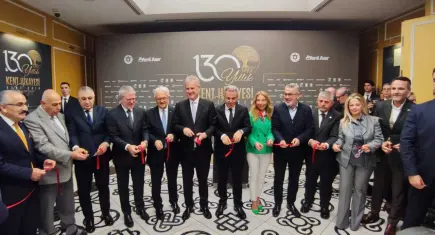 İzmir’in 130 Yıllık Kent Hikayesi Sergisi kapılarını açtı