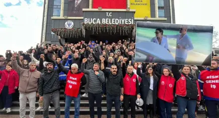 İşçiler eylemde, başkanları tatilde