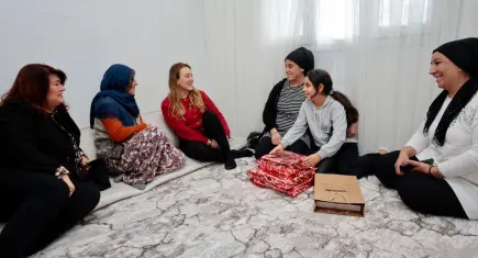 Başkan Mutlu, komşularını ziyaret etti