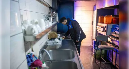 Bornova’da yılbaşı öncesi halk sağlığı için yoğun denetim