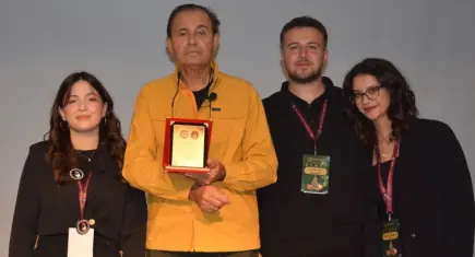 Gurme Ayhan Sicimoğlu EÜ’lü öğrencilerle buluştu