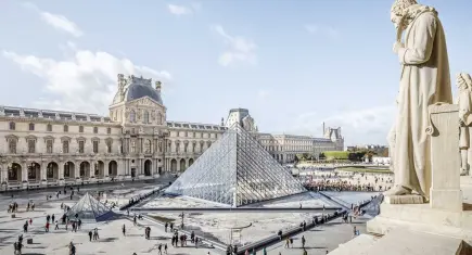 Louvre Müzesi çalışanları yeniden grev kararı aldı