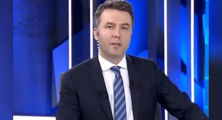 Mehmet Akif Ersoy kendisini yasaklı maddeye başlatan ismi açıkladı