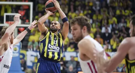 Fenerbahçe Beko, Yunanistan'ın Olympiakos ekibini 88-80 yendi