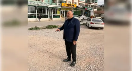 AK Parti Çiğli İlçe Başkanı Özdemir’den sert çıkış: İZBAN durağı neden hala açılmadı?