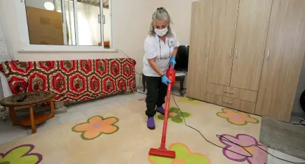 Gaziemir Belediyesi ev temizliği hizmeti sunuyor
