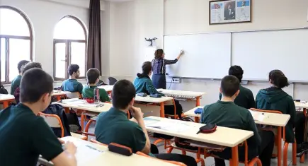 Öğretmenlerin mazeret tayini takvimi belli oldu: Başvurular 14 Ocak’ta başlıyor!