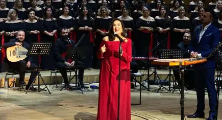 Türkan Şoray ve İyilik Korosu'ndan unutulmaz konser