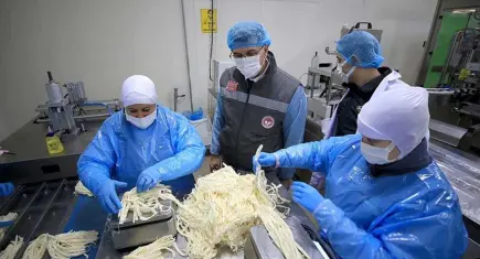  İstanbul’da "Güvenli Gıda" Seferberliği: Seyyar satıcılara belge, işletmelere kamera şartı!