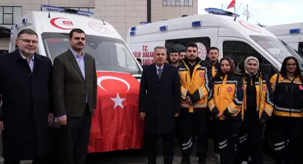 İzmir’e 45 yeni ambulans