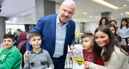 Menemen’de Özel çocukların karne sevinci