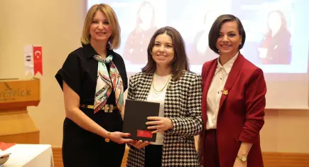 Başkan Kınay: Kadınlar krizin mağduru değil