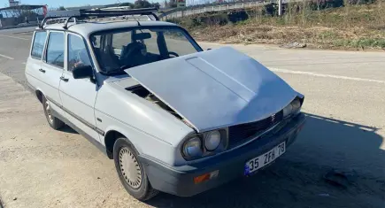 Ödemiş’te trafik kazası: İki araç çarpıştı, bir kişi hastanelik oldu