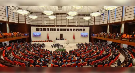 Emekli aylığı ve trafik cezaları gündemde: Meclis yoğun haftaya giriyor
