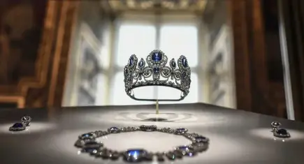 Louvre soygunundaki 102 milyon dolarlık mücevherler aranıyor