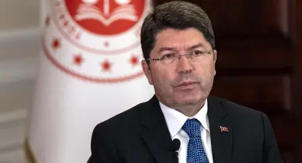 Bakan Tunç’tan Nusaybin’deki bayrak provokasyonuna sert tepki: Hiçbir saldırı cezasız kalmayacak